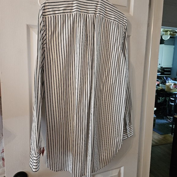 Womens Tuxedo Blouse - Picture 3 of 4